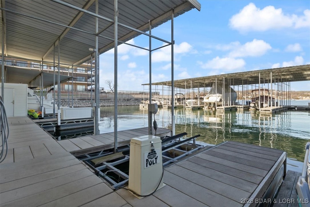 The Falls Condo - East Shore - Residential