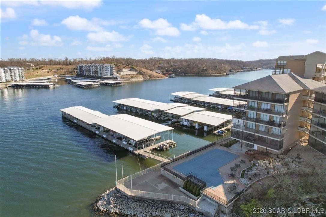 The Falls Condo - East Shore - Residential