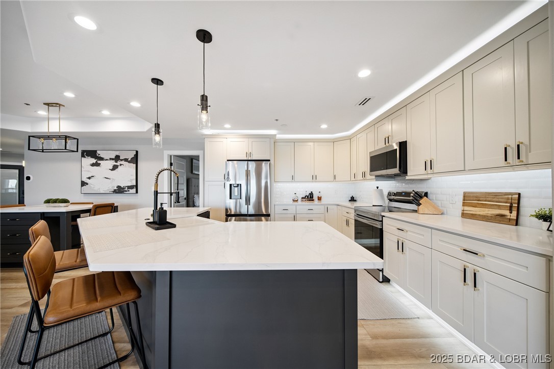 Emerald Bay Condominium - Residential