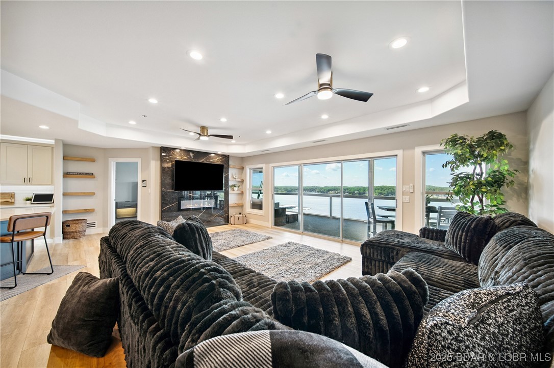 Emerald Bay Condominium - Residential