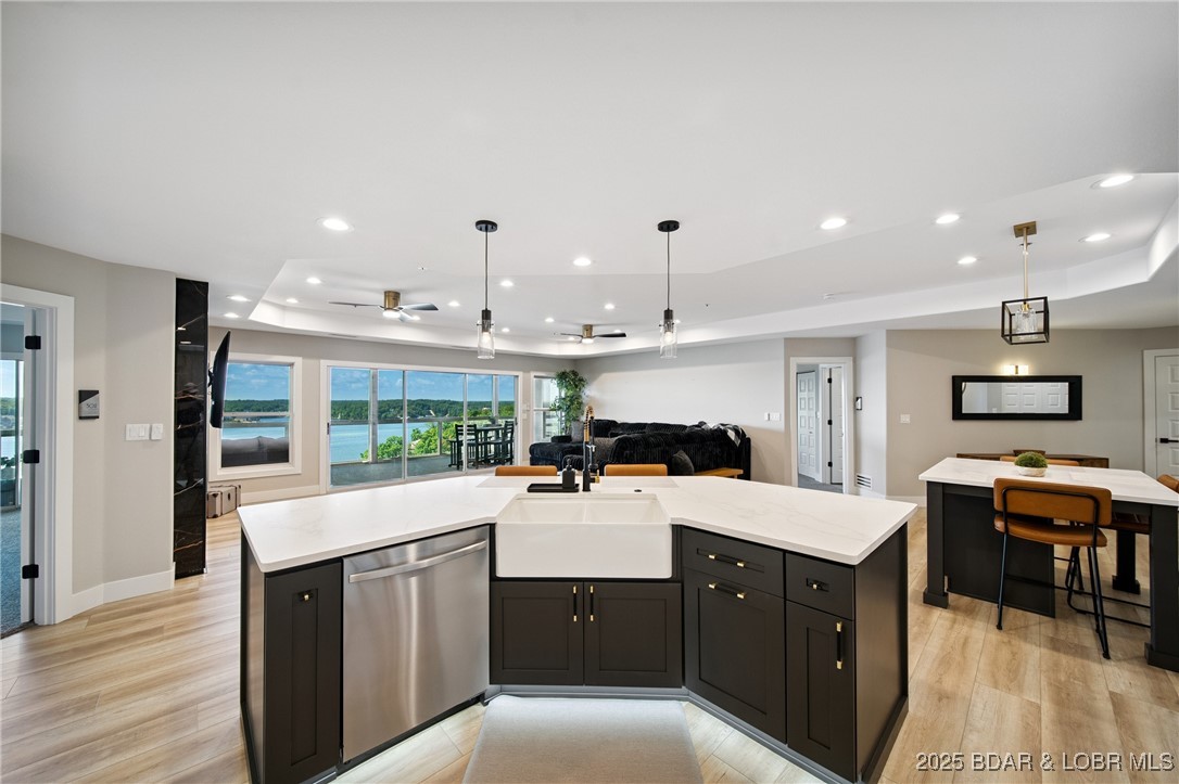 Emerald Bay Condominium - Residential