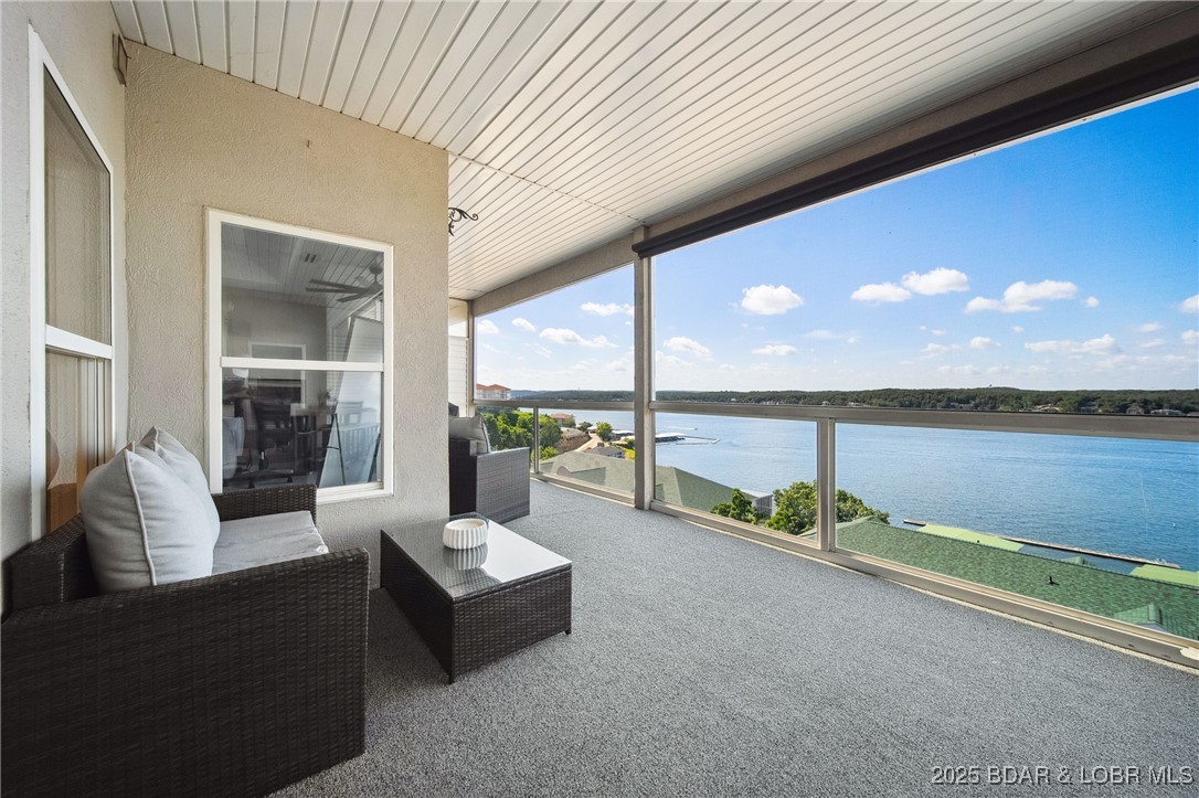 Emerald Bay Condominium - Residential