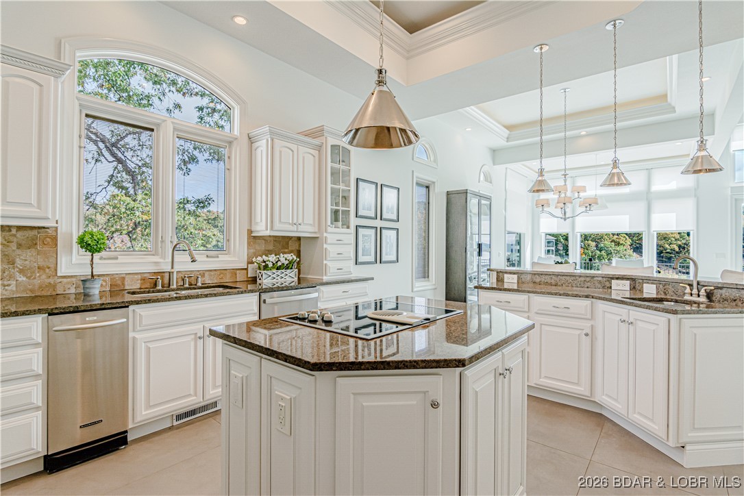 Forestridge Village At Shawnee - Residential