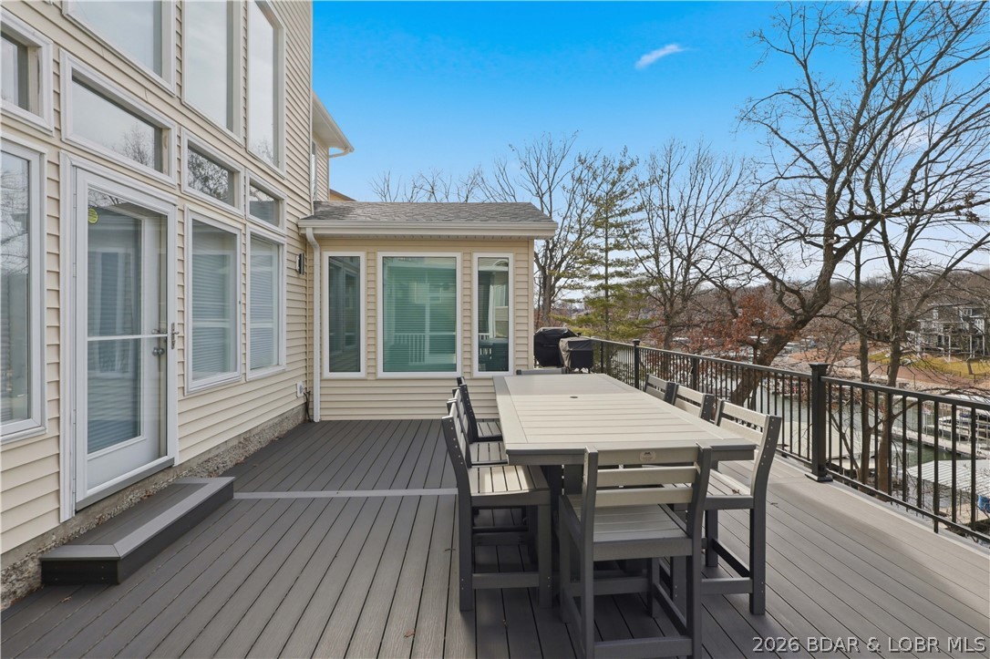 Four Seasons - Residential