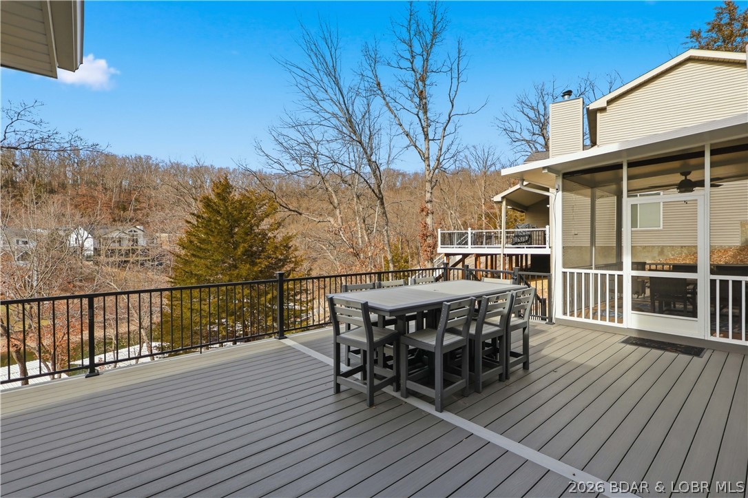 Four Seasons - Residential