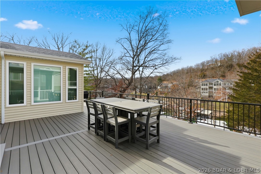 Four Seasons - Residential