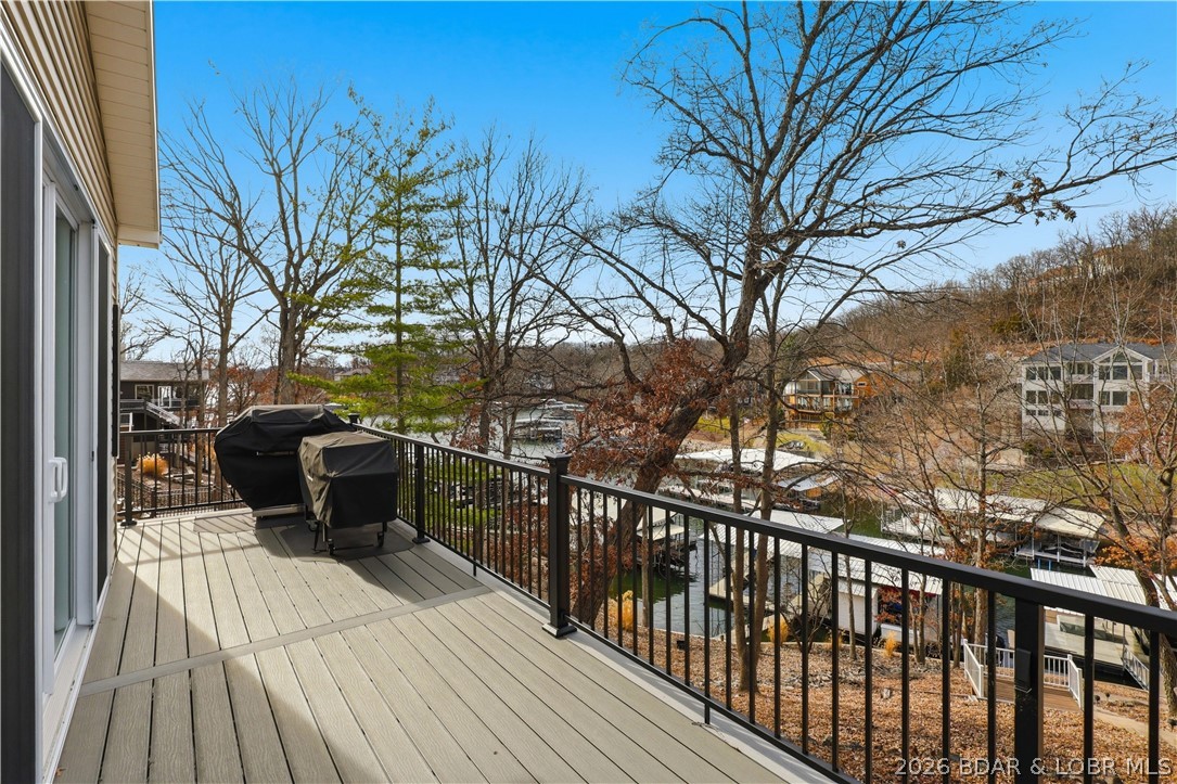 Four Seasons - Residential