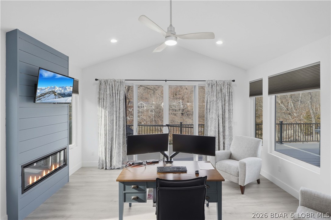 Four Seasons - Residential