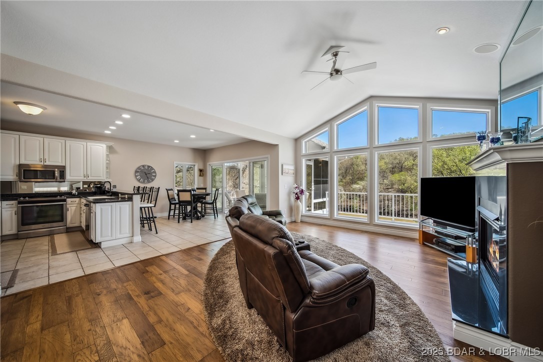 Glaize Woods - Residential