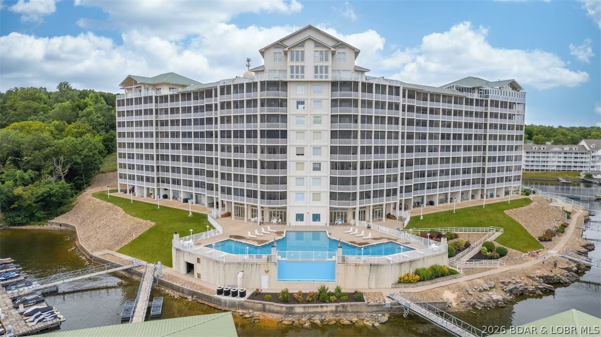 The Towers at Parkview Bay - Residential