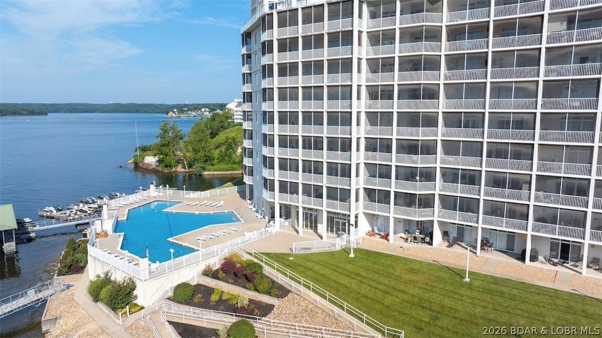 The Towers at Parkview Bay - Residential