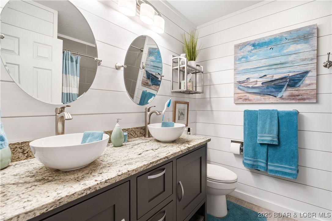 Lake Point Condominium - Residential