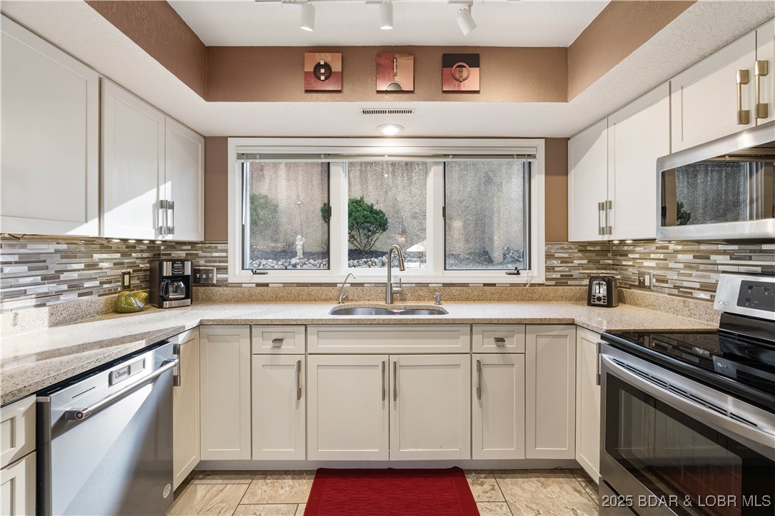 Lake Point Condominium - Residential