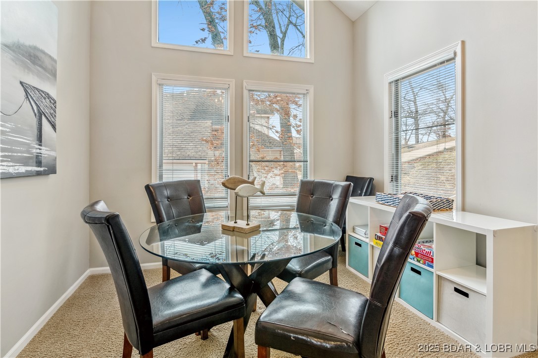 Sunrise Beach, Missouri 65079, United States, 6 Bedrooms Bedrooms, ,6 BathroomsBathrooms,Residential,Active,84774