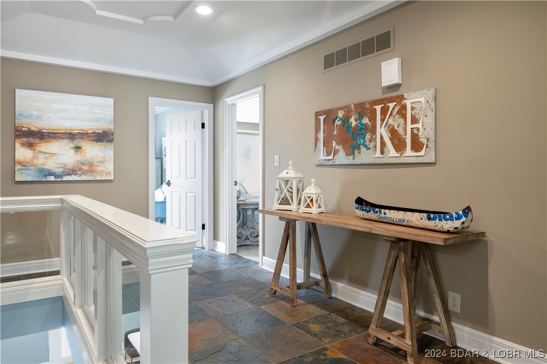 Gravois Mills, Missouri 65037, United States, 6 Bedrooms Bedrooms, ,5 BathroomsBathrooms,Residential,Contingent,47644