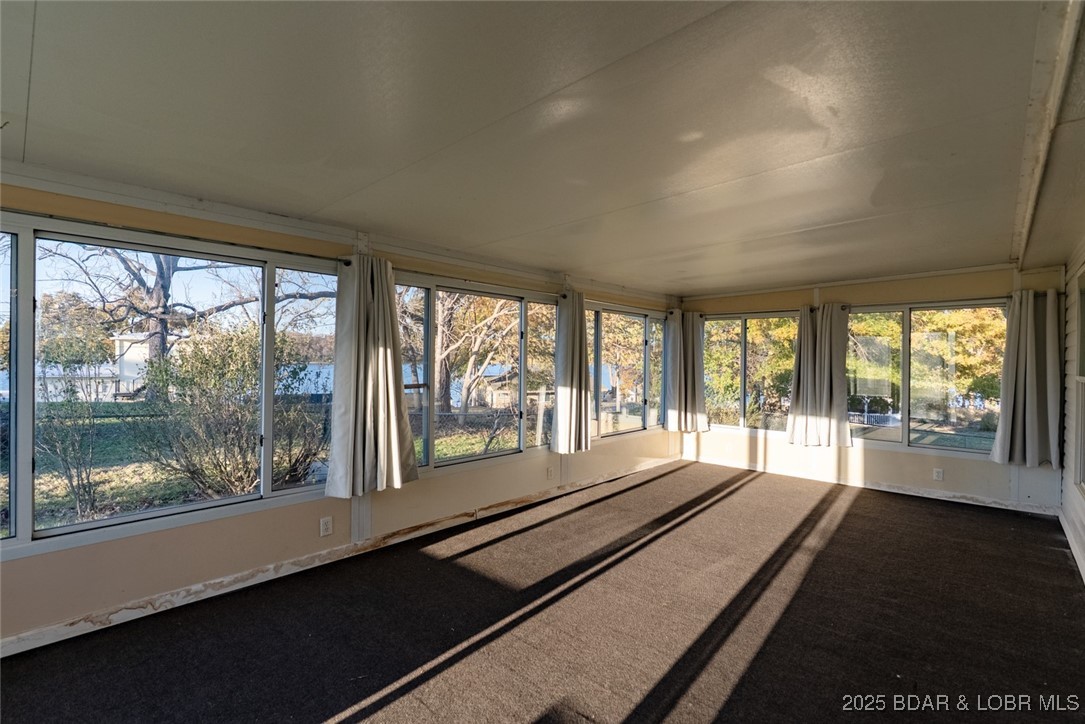 Tonys Point - Residential