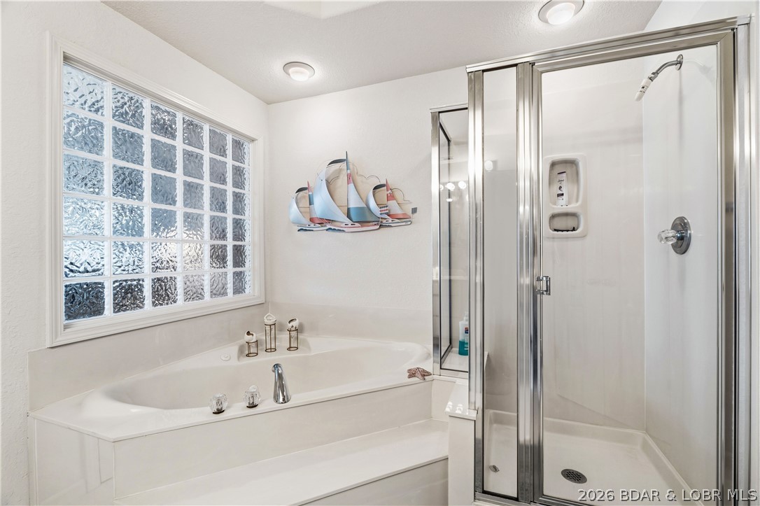 Monarch Cove Condominium - Residential