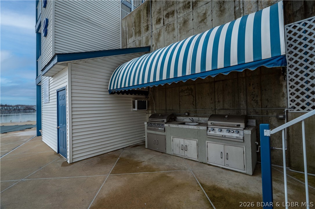 Monarch Cove Condominium - Residential