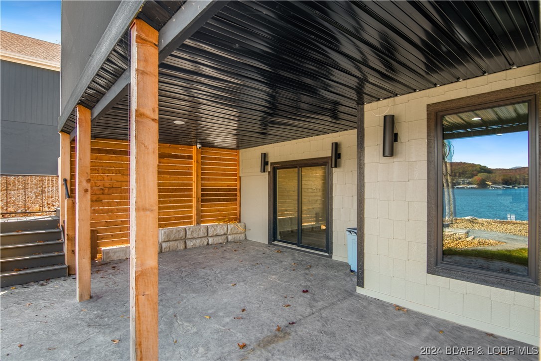 Climax Springs, Missouri 65324, United States, 6 Bedrooms Bedrooms, ,5 BathroomsBathrooms,Residential,Active,47811