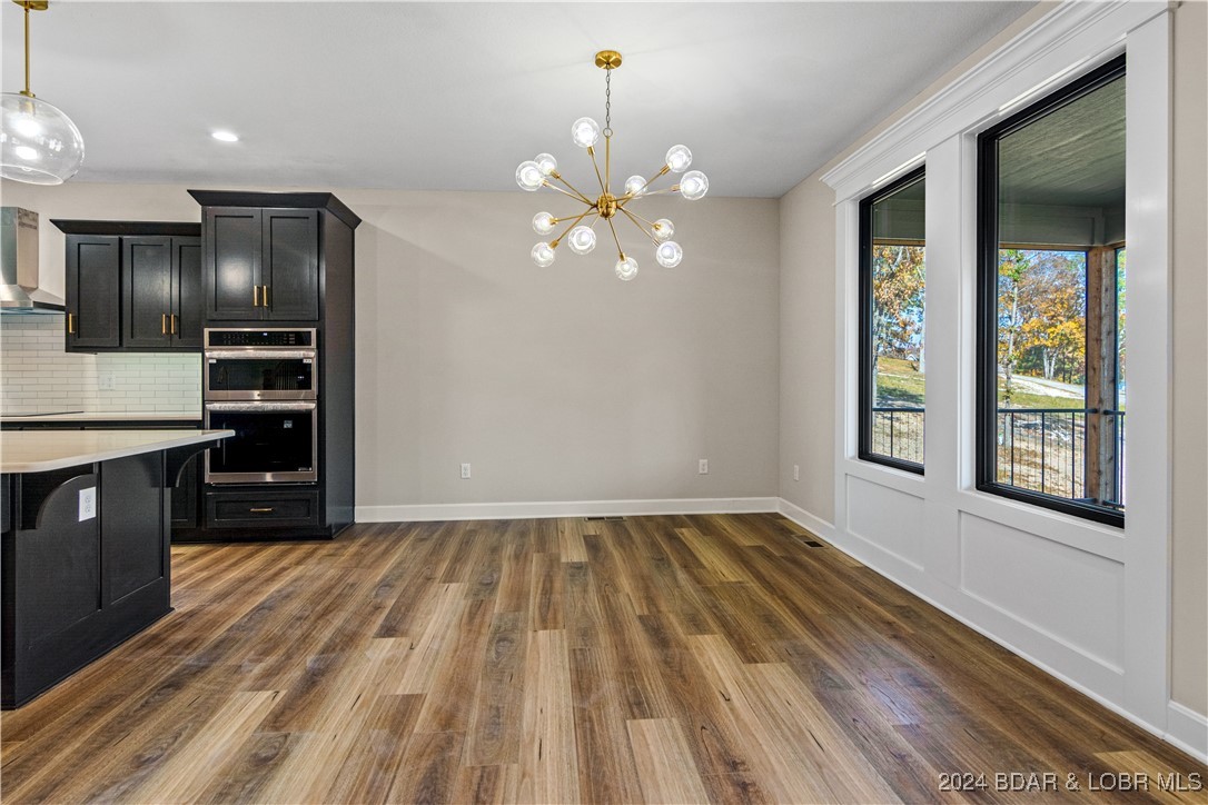 Climax Springs, Missouri 65324, United States, 6 Bedrooms Bedrooms, ,5 BathroomsBathrooms,Residential,Active,47811