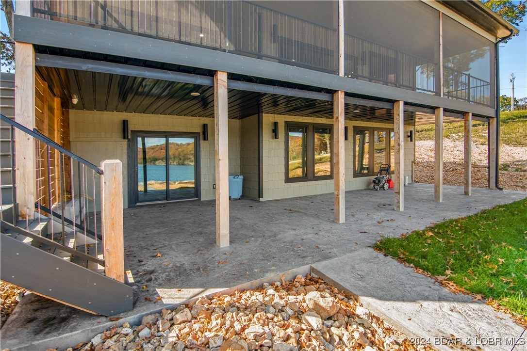 Climax Springs, Missouri 65324, United States, 6 Bedrooms Bedrooms, ,5 BathroomsBathrooms,Residential,Active,47811