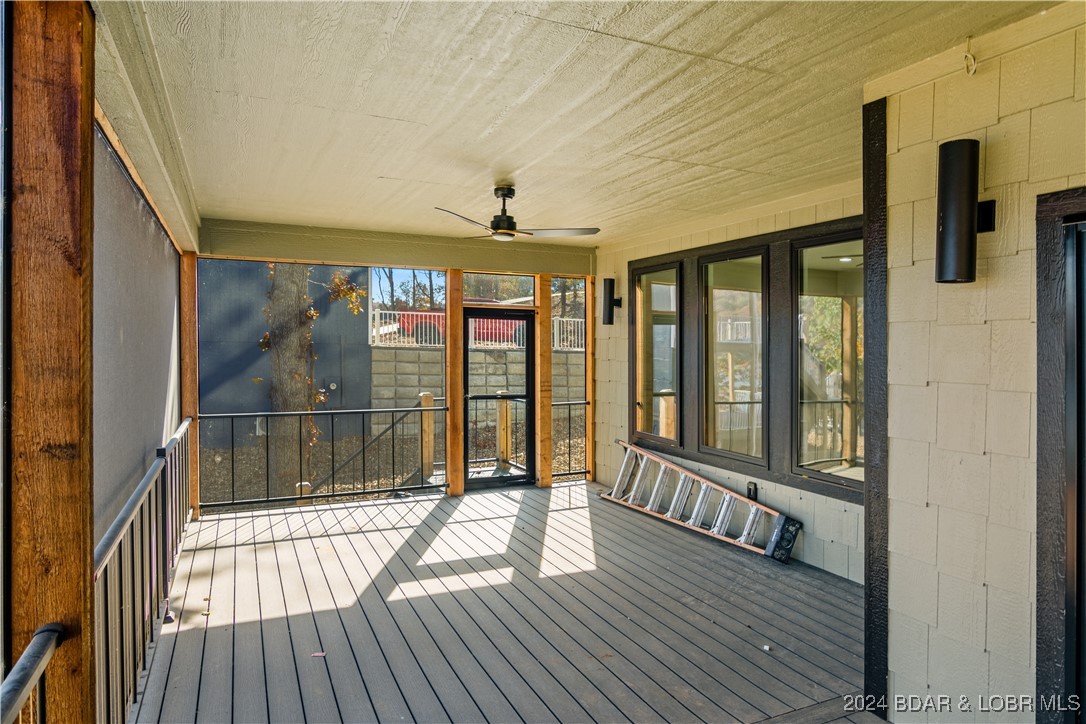 Climax Springs, Missouri 65324, United States, 6 Bedrooms Bedrooms, ,5 BathroomsBathrooms,Residential,Active,47811