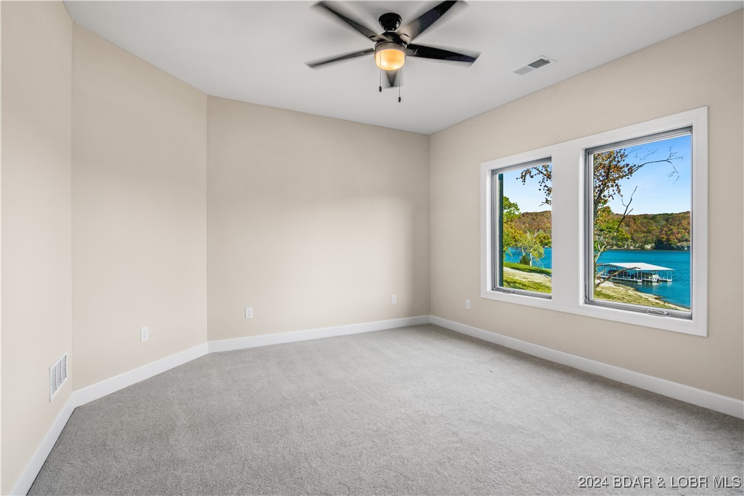 Climax Springs, Missouri 65324, United States, 6 Bedrooms Bedrooms, ,5 BathroomsBathrooms,Residential,Active,47811