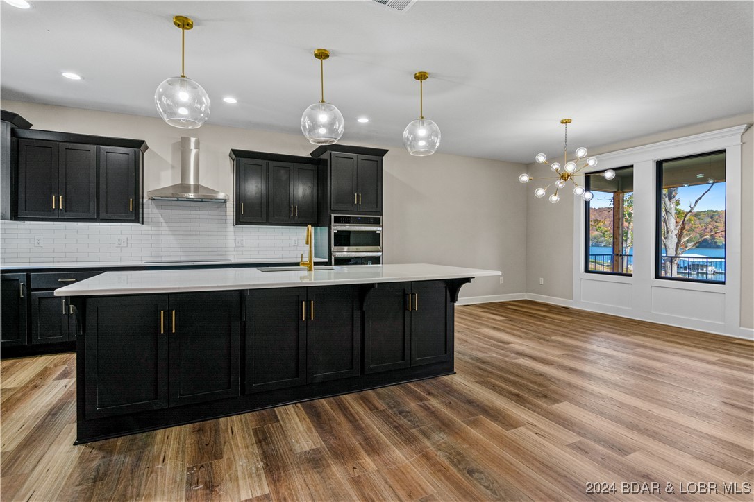 Climax Springs, Missouri 65324, United States, 6 Bedrooms Bedrooms, ,5 BathroomsBathrooms,Residential,Active,47811