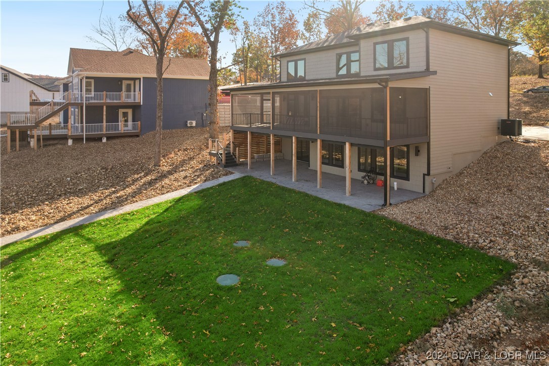 Climax Springs, Missouri 65324, United States, 6 Bedrooms Bedrooms, ,5 BathroomsBathrooms,Residential,Active,47811