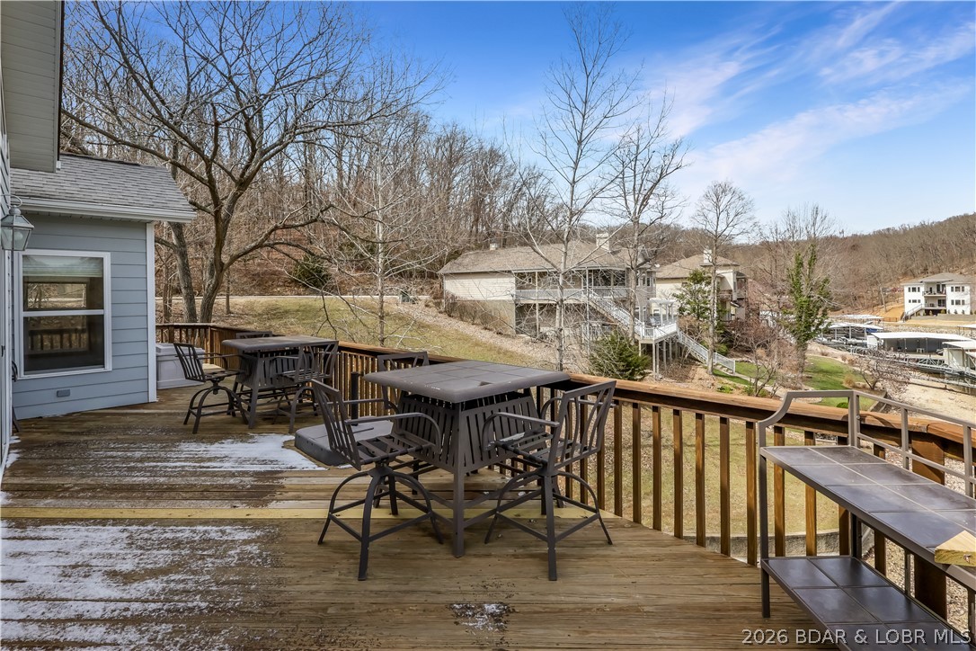 Ledge Stone Estates - Residential