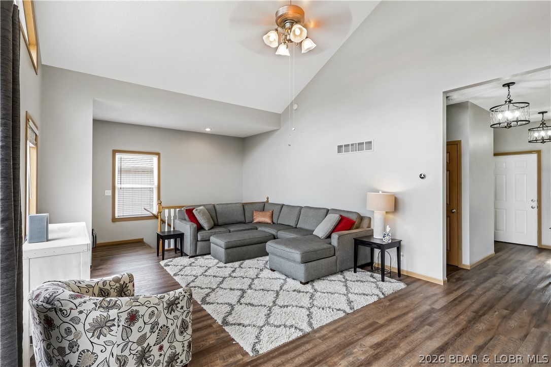 Ledge Stone Estates - Residential