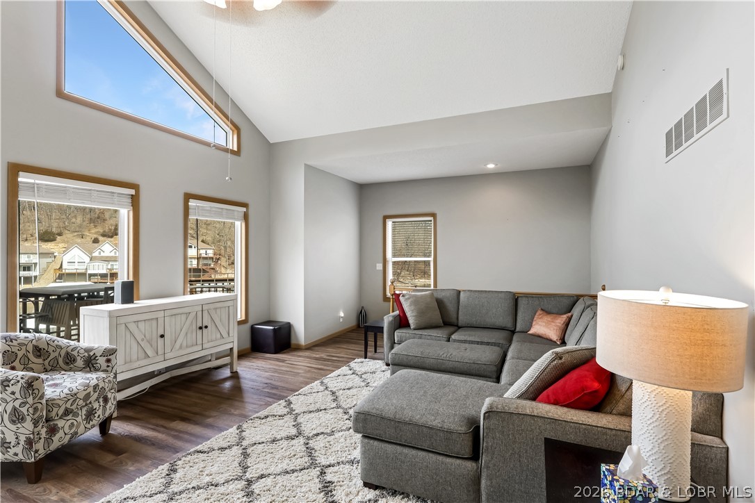 Ledge Stone Estates - Residential