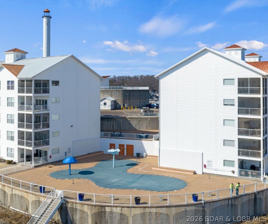 Isla Del Sol - Residential