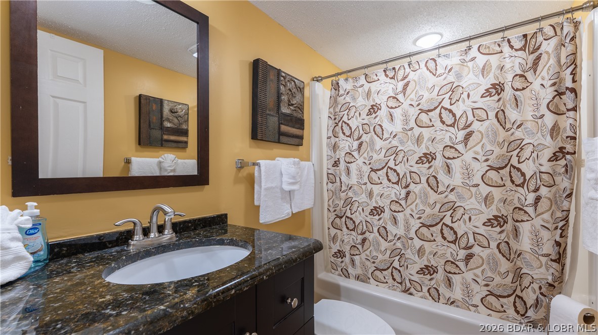 Tan-Tar-A Estates - Residential