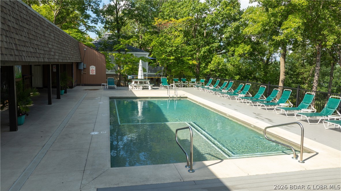 Tan-Tar-A Estates - Residential