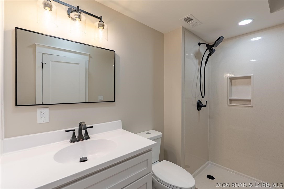 Waters Edge Estates - Residential