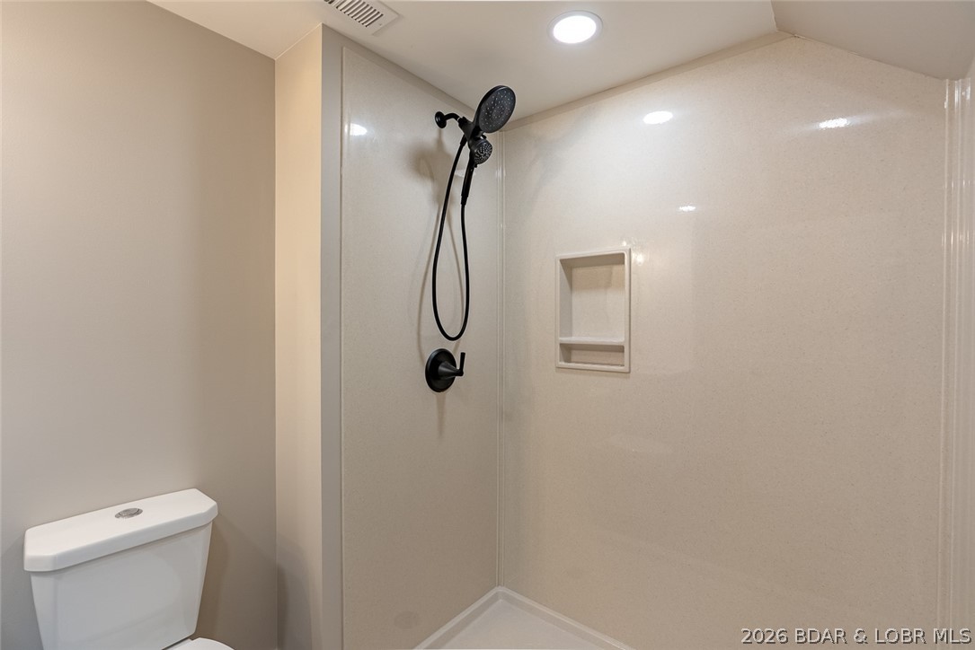 Waters Edge Estates - Residential