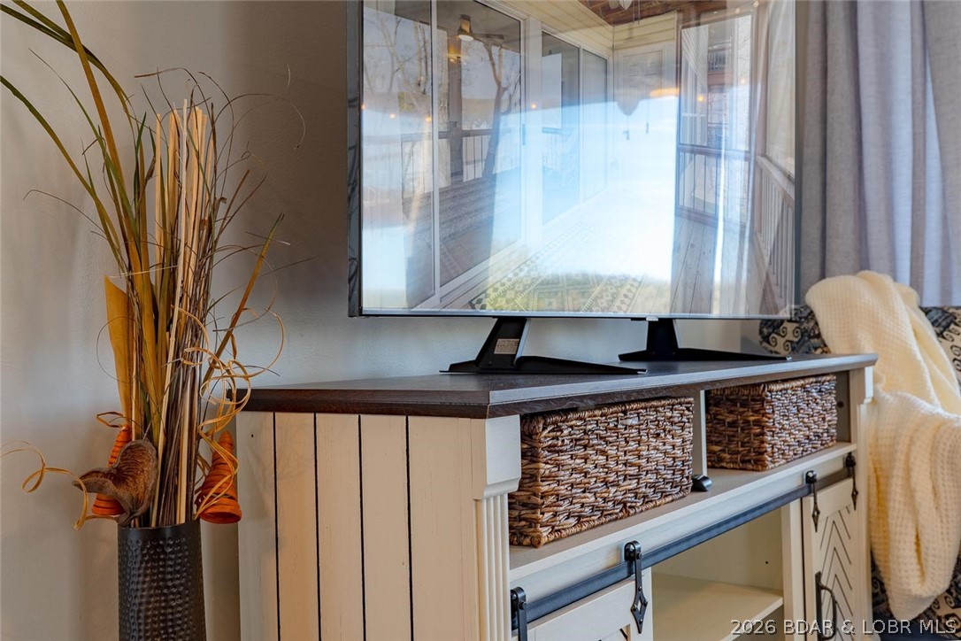 Breakwater Bay Club Condo - Residential