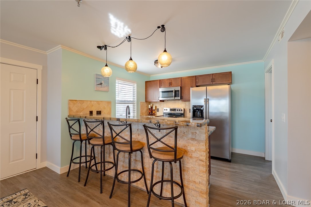 Breakwater Bay Club Condo - Residential