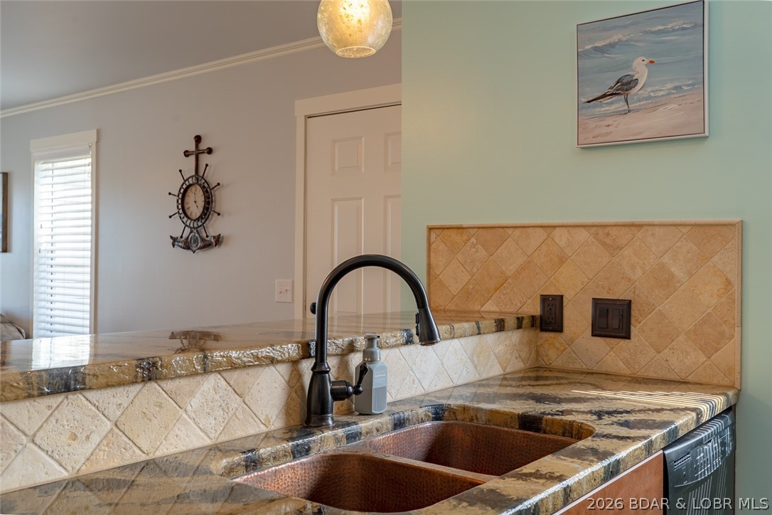 Breakwater Bay Club Condo - Residential