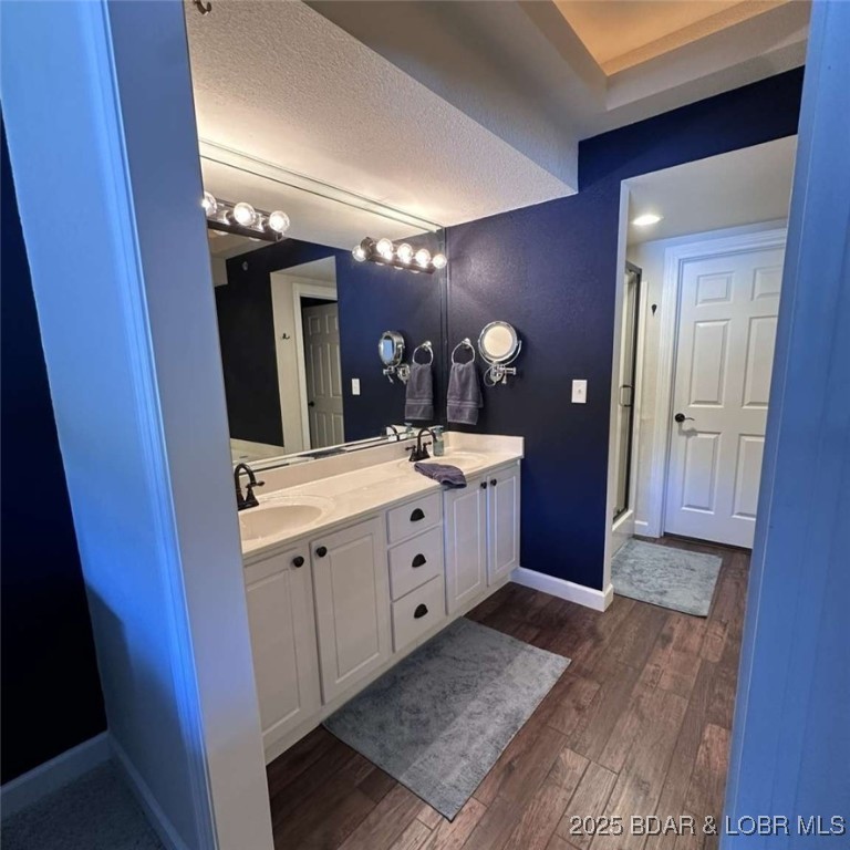 Lighthouse Pointe Condominium - Residential