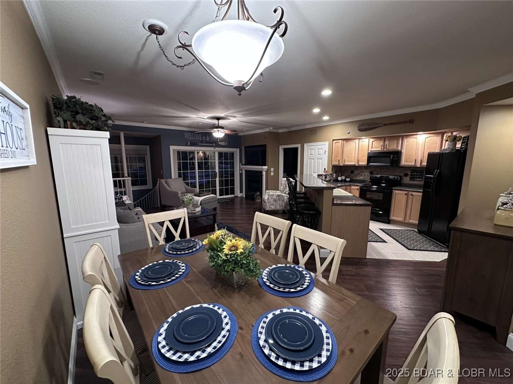 Lighthouse Pointe Condominium - Residential