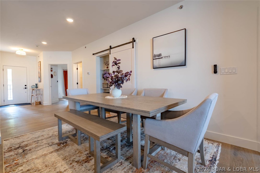 Robins at the Waters Edge Condominium - Residential