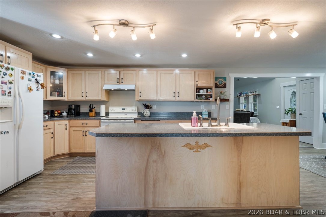 Godfrey Heights - Residential