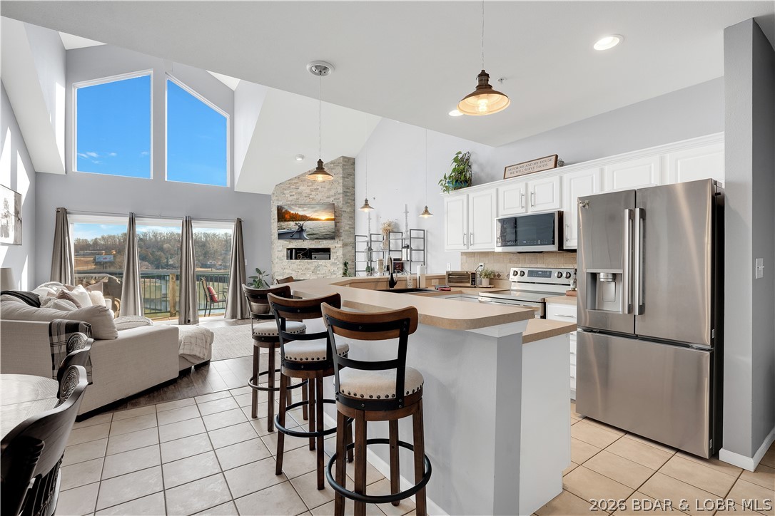 Cedar Heights Condominium - Residential