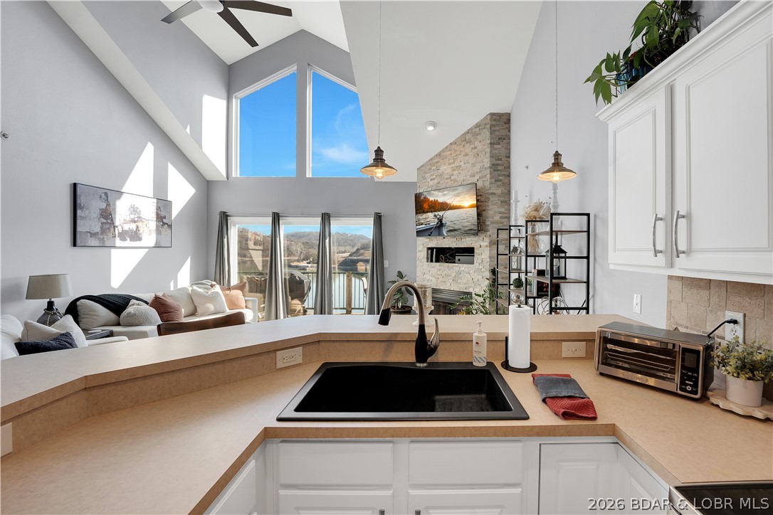 Cedar Heights Condominium - Residential