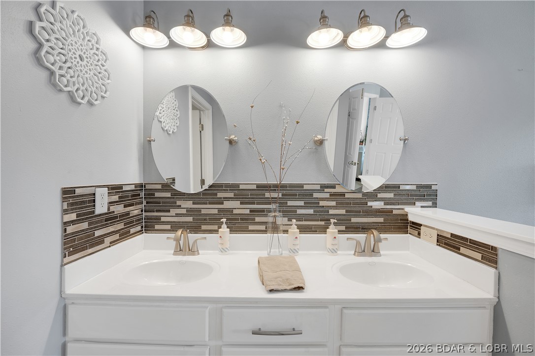 Cedar Heights Condominium - Residential