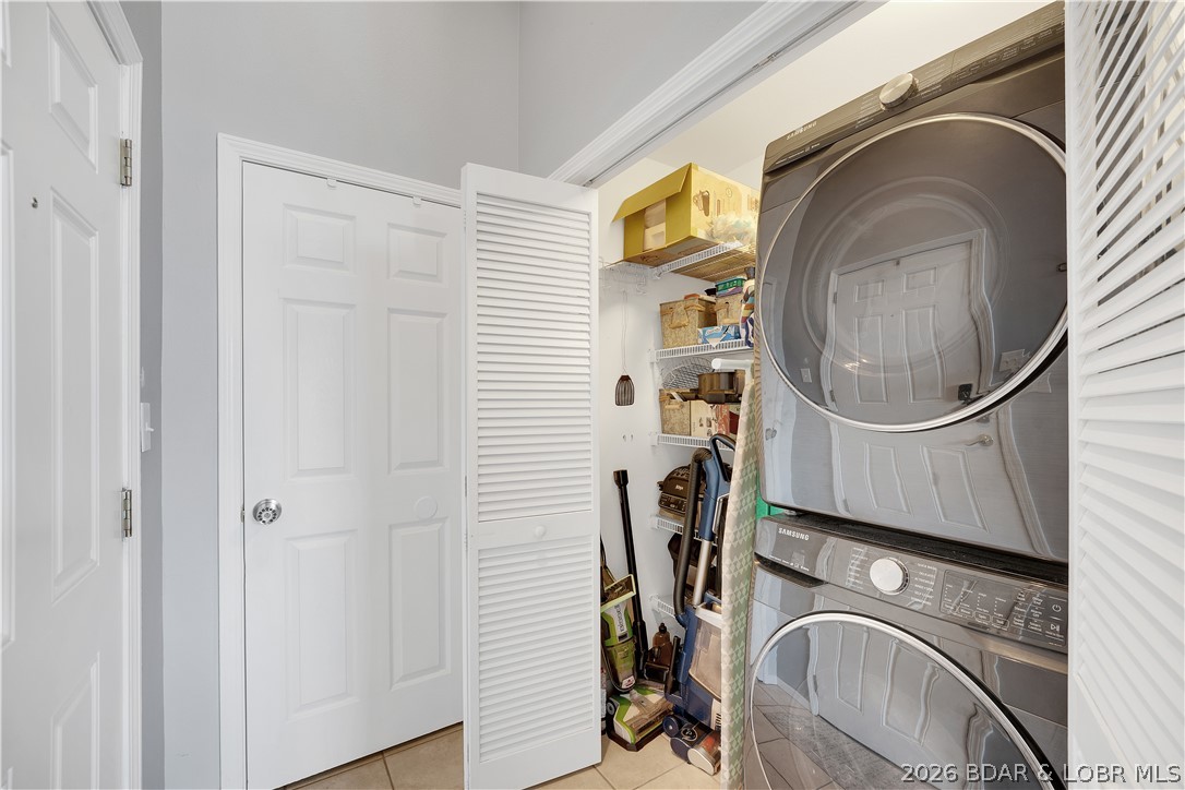 Cedar Heights Condominium - Residential