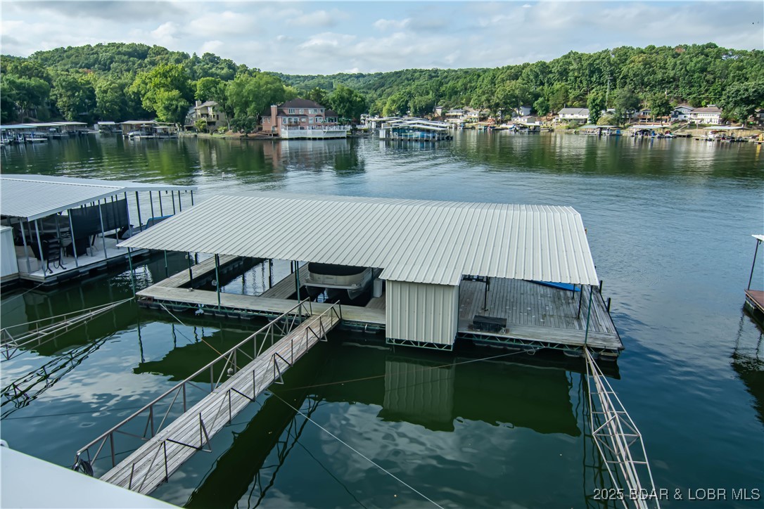Linn Creek, Missouri 65052, United States, 4 Bedrooms Bedrooms, ,4 BathroomsBathrooms,Residential,Active,196066