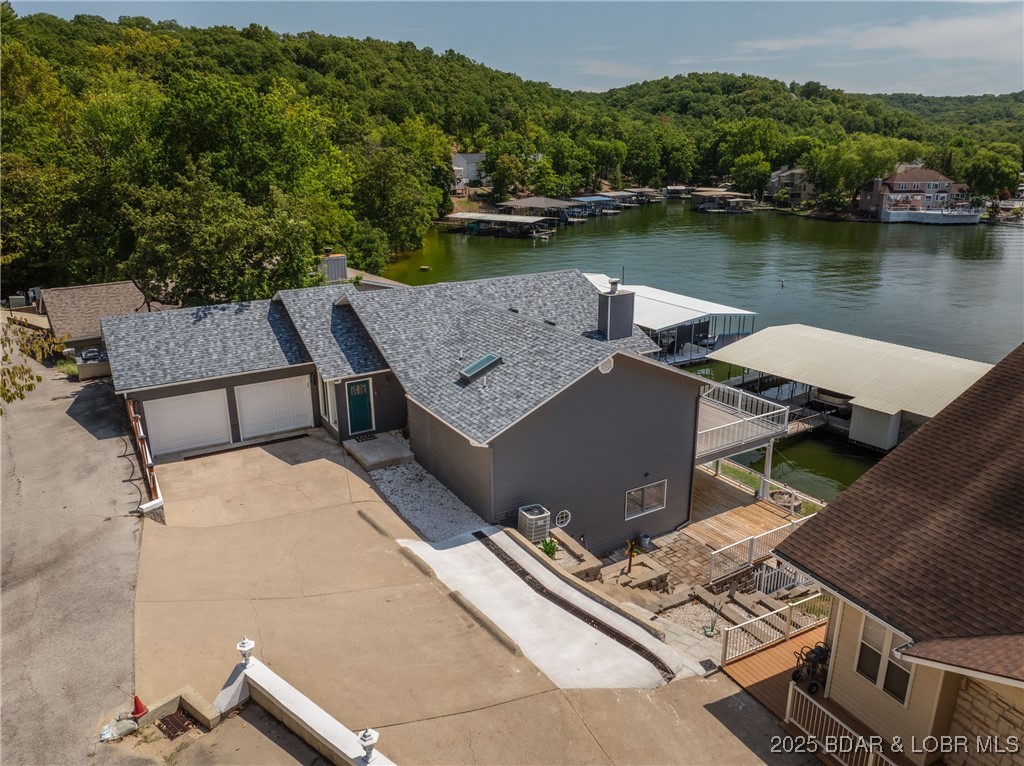 Linn Creek, Missouri 65052, United States, 4 Bedrooms Bedrooms, ,4 BathroomsBathrooms,Residential,Active,196066